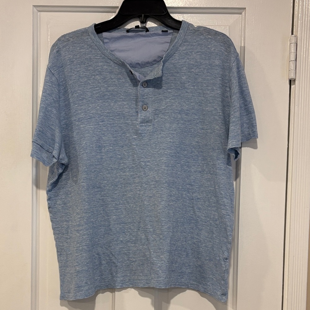 Vince Men’s Fine Stripe Short Sleeve Henley Shirt in Linen Blend Size L